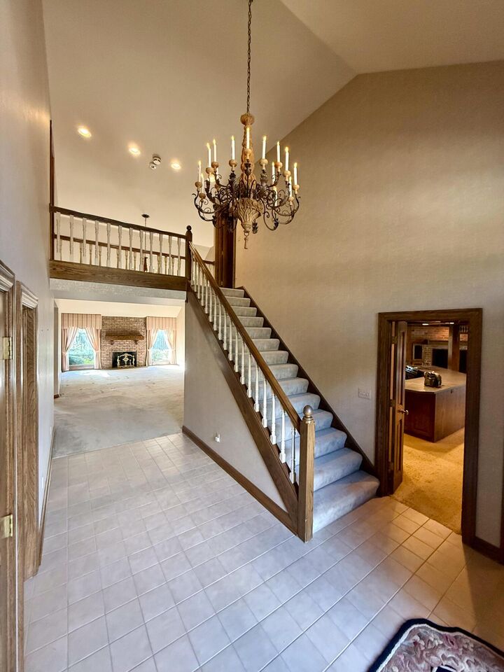 Property Photo: 2165 Partlow Drive OH 43220