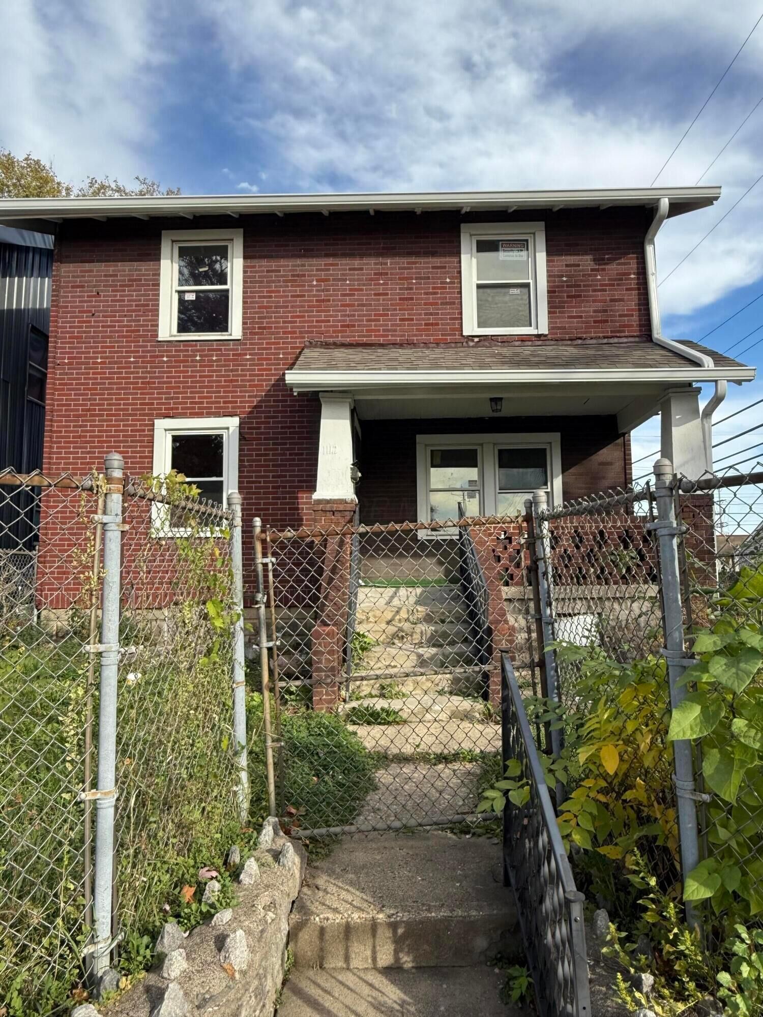 Property Photo:  1112 Peters Avenue  OH 43201