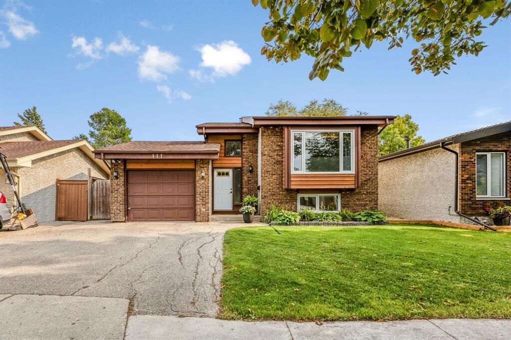 Photo de la propriété:  111 Malmsbury Avenue  MB R2N 2V3