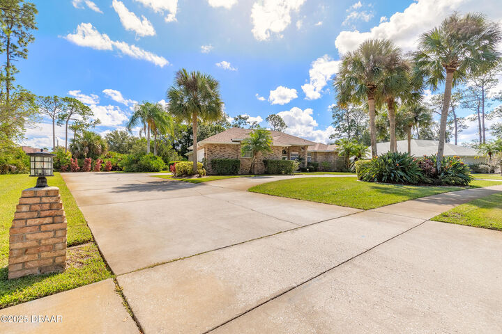 Property Photo:  117 Muirfield Drive  FL 32114 