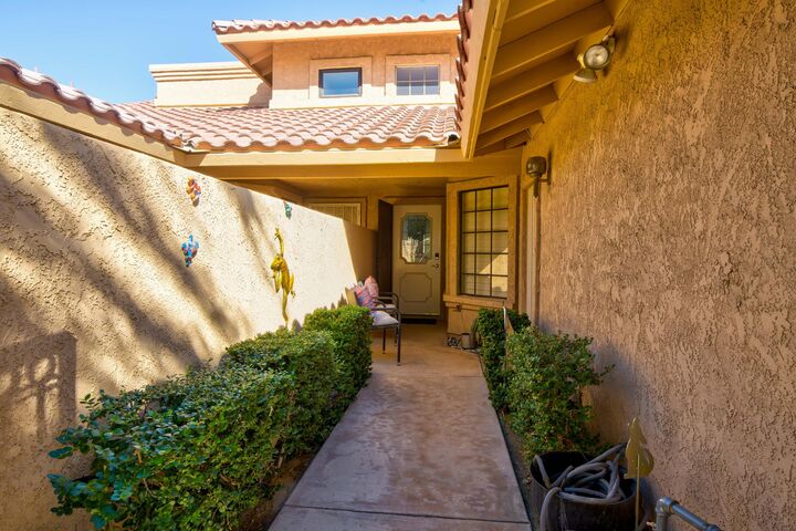 Property Photo:  77796 Woodhaven Drive S  CA 92211