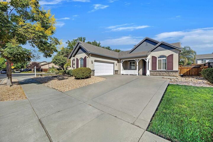 655 Ray St  Brentwood CA 94513 photo