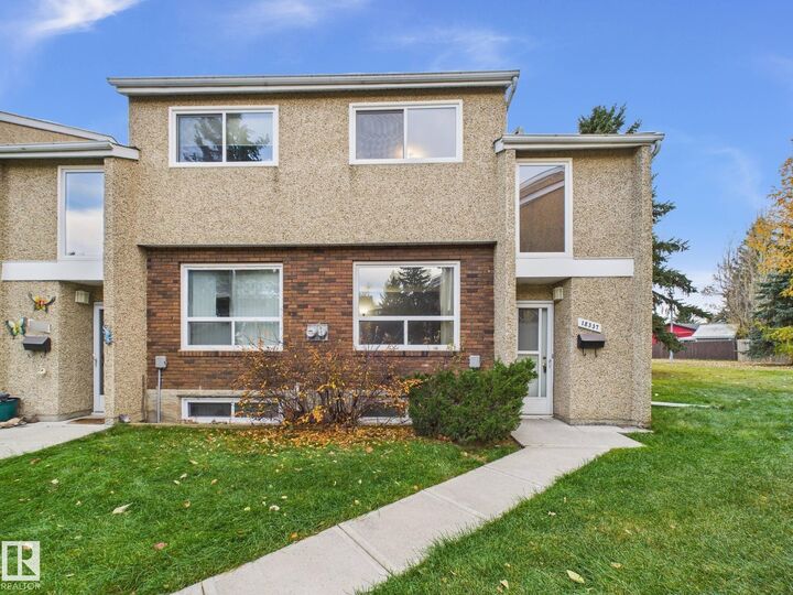Property Photo:  18337 93 Avenue NW  AB T5T 1V2