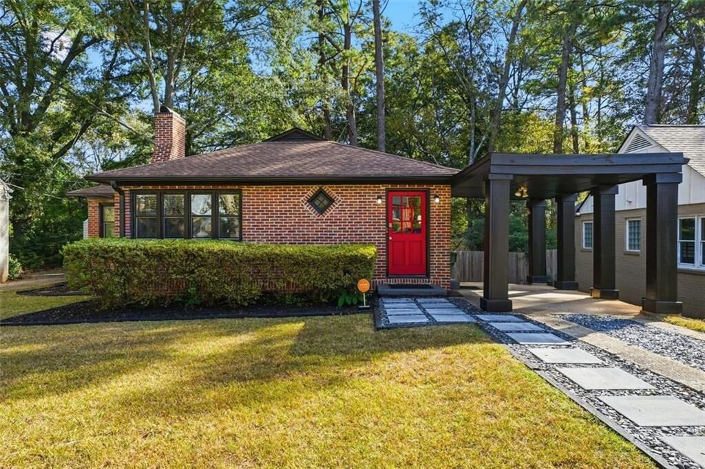 Property Photo:  1848 Brandywine Street SW  GA 30310