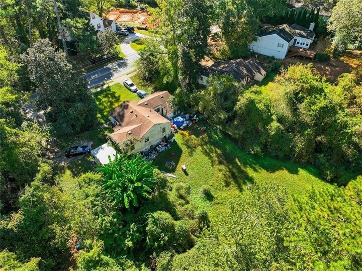 Property Photo:  1701 Moores Mill Road NW  GA 30318 