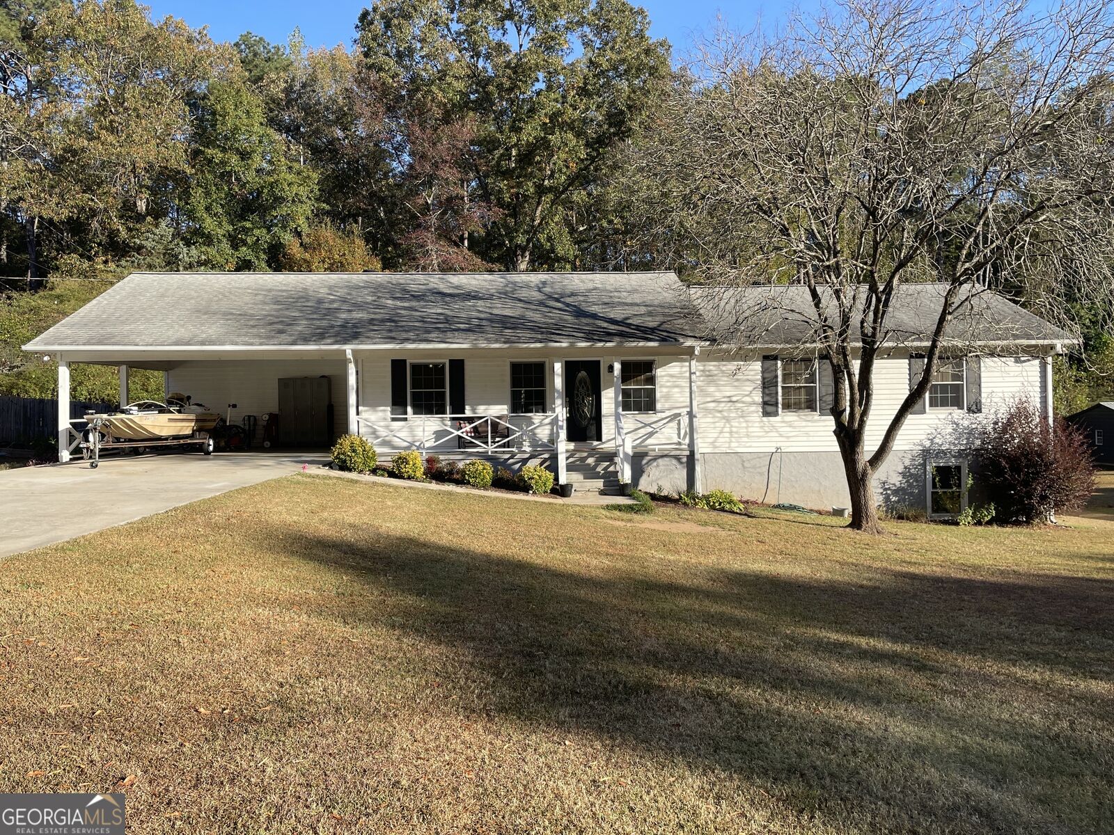 Property Photo:  125 Flint Hill Drive  GA 30054