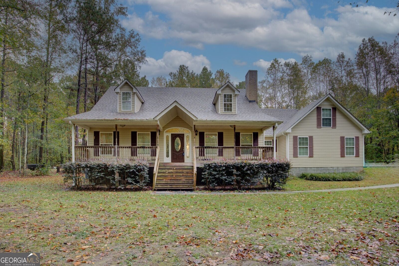 Property Photo: 105 Brookhollow Way GA 30056