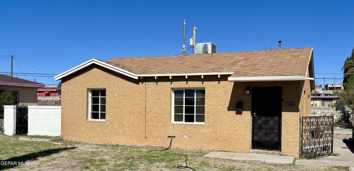 6019 Trowbridge Drive  El Paso TX 79905 photo