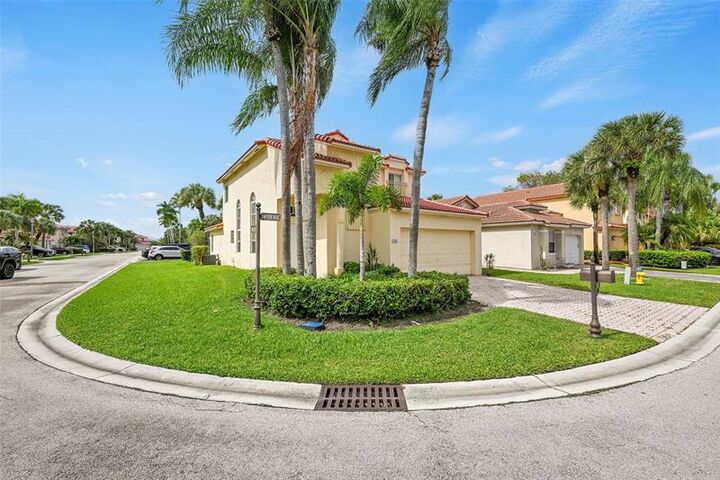 Property Photo: 1688 SW 158th Ave FL 33027
