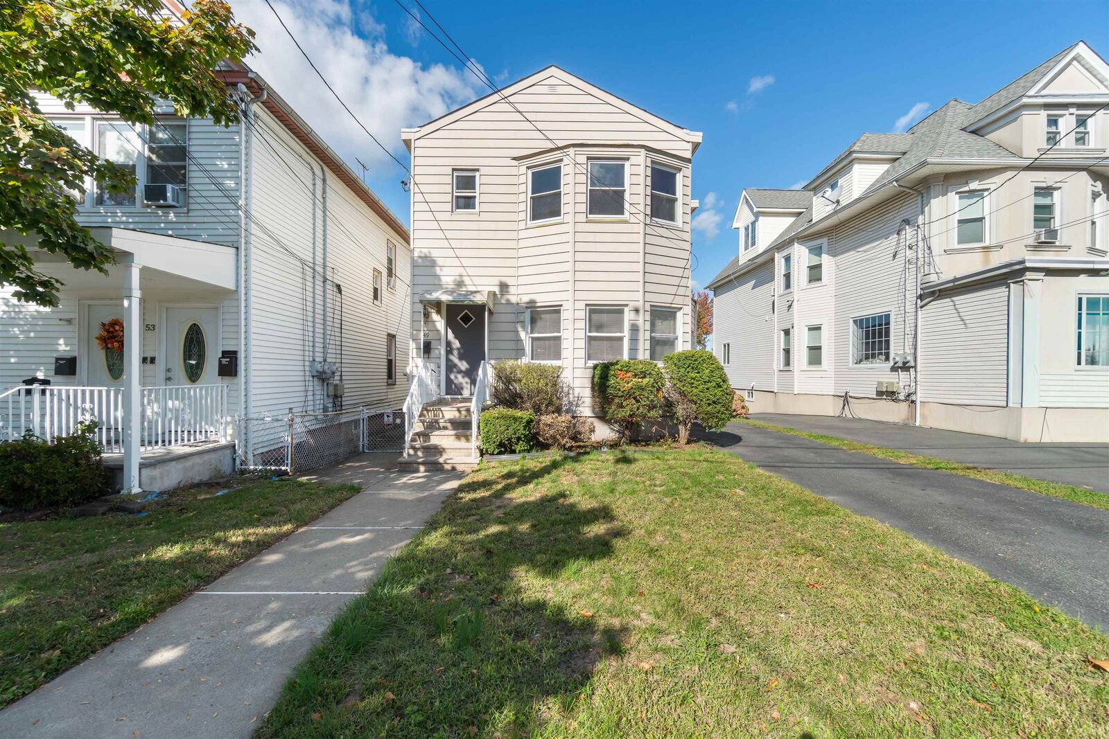 Property Photo:  49 Livingston Ave 2  NJ 07071