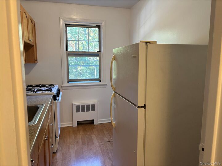 Property Photo:  62 Underhill Avenue 1A  NY 10604