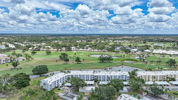 Property Photo:  404 Cerromar Circle N 112  FL 34293