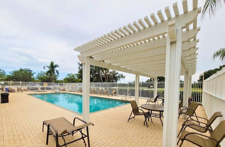 Property Photo:  6055 Wingspan Way  FL 34203