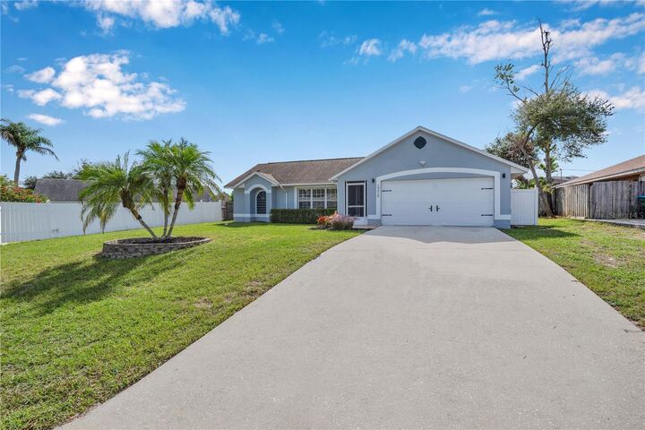 Property Photo:  2375 Belen Drive  FL 32738 