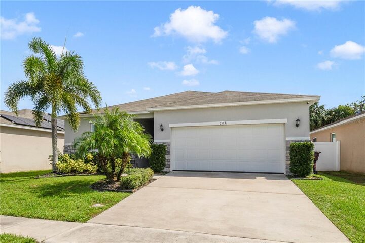 Property Photo:  2831 Mosshire Circle  FL 34772