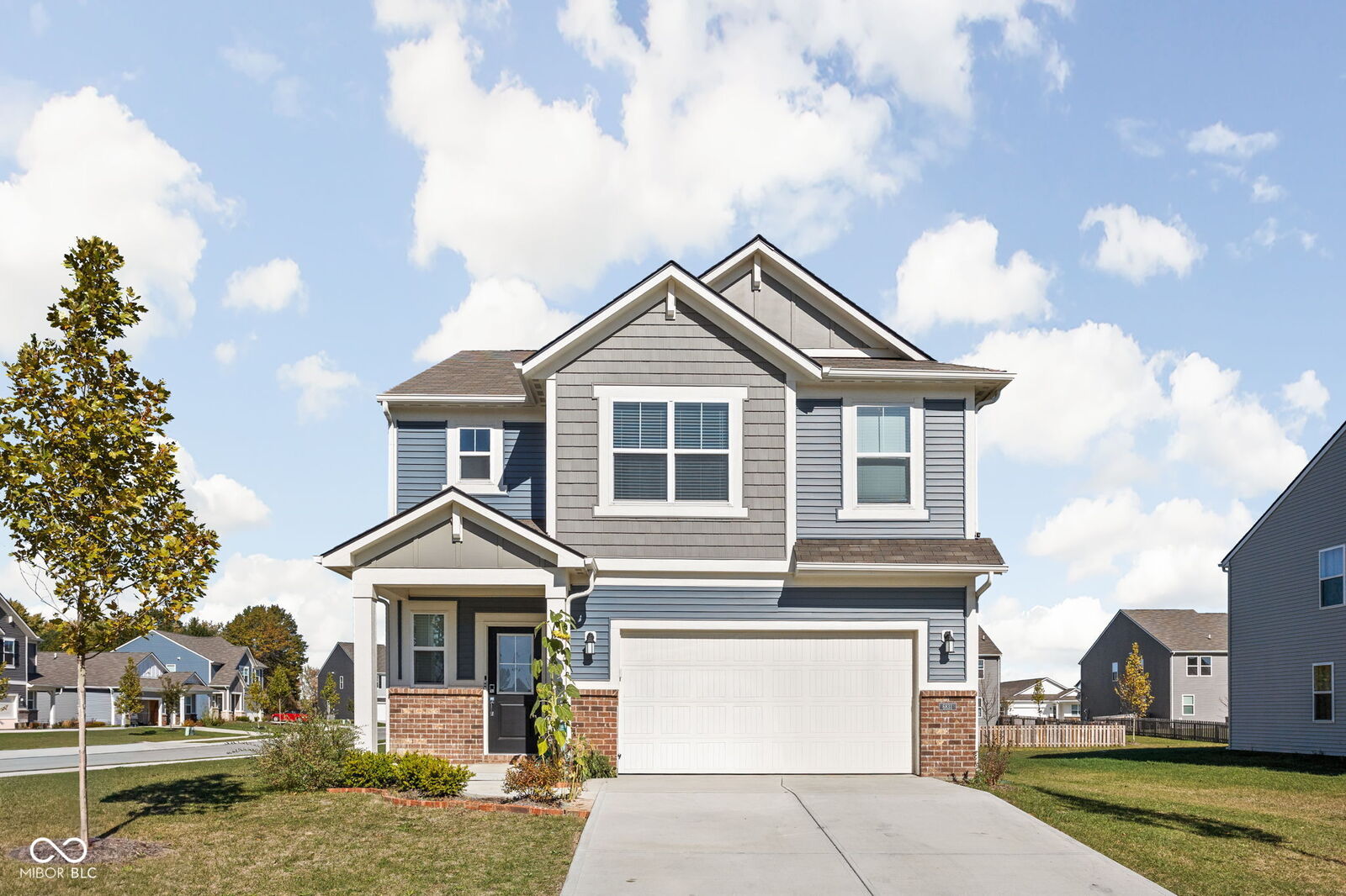 Property Photo:  6831 Orchard Run Circle  IN 46075