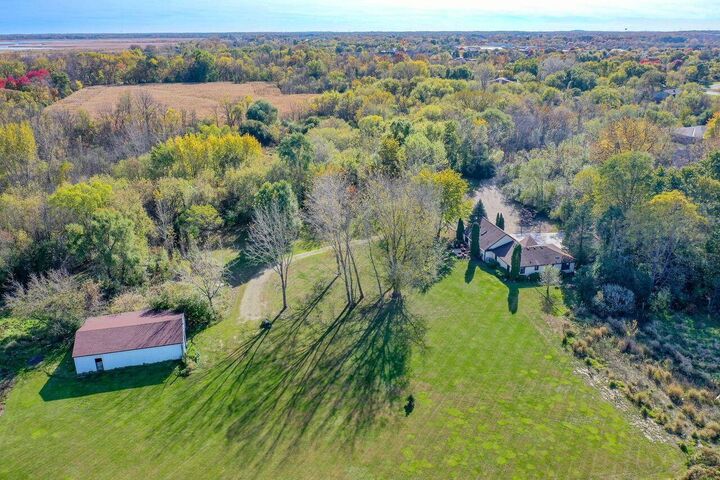 W179s8246 Pioneer Dr  Muskego WI 53150 photo