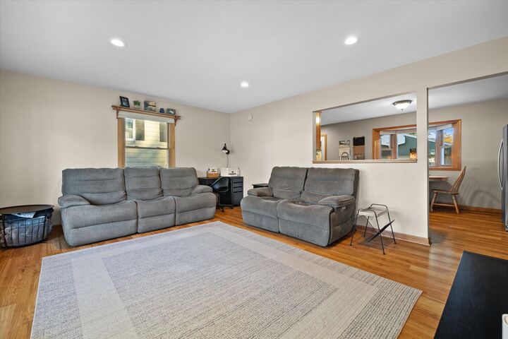 Property Photo:  2227 Creek Rd  WI 53090