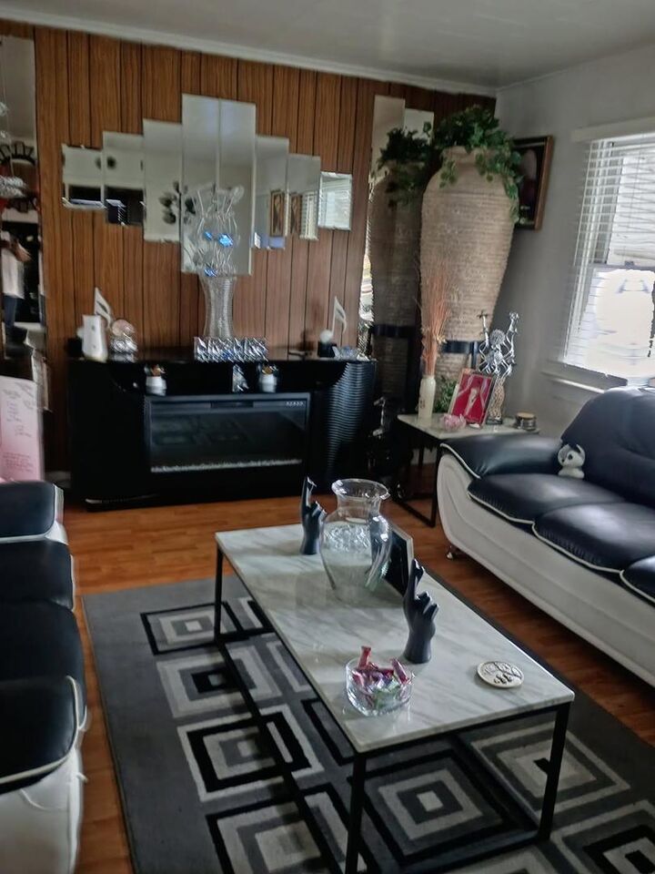 Property Photo:  14041 S Calhoun Avenue  IL 60633