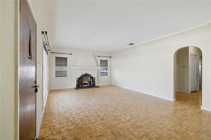 Property Photo:  1424 S Stoneman Avenue  CA 91801