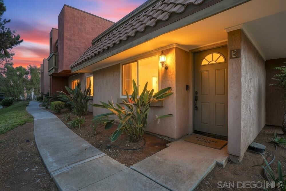 Property Photo:  1463 N Broadway E  CA 92026 