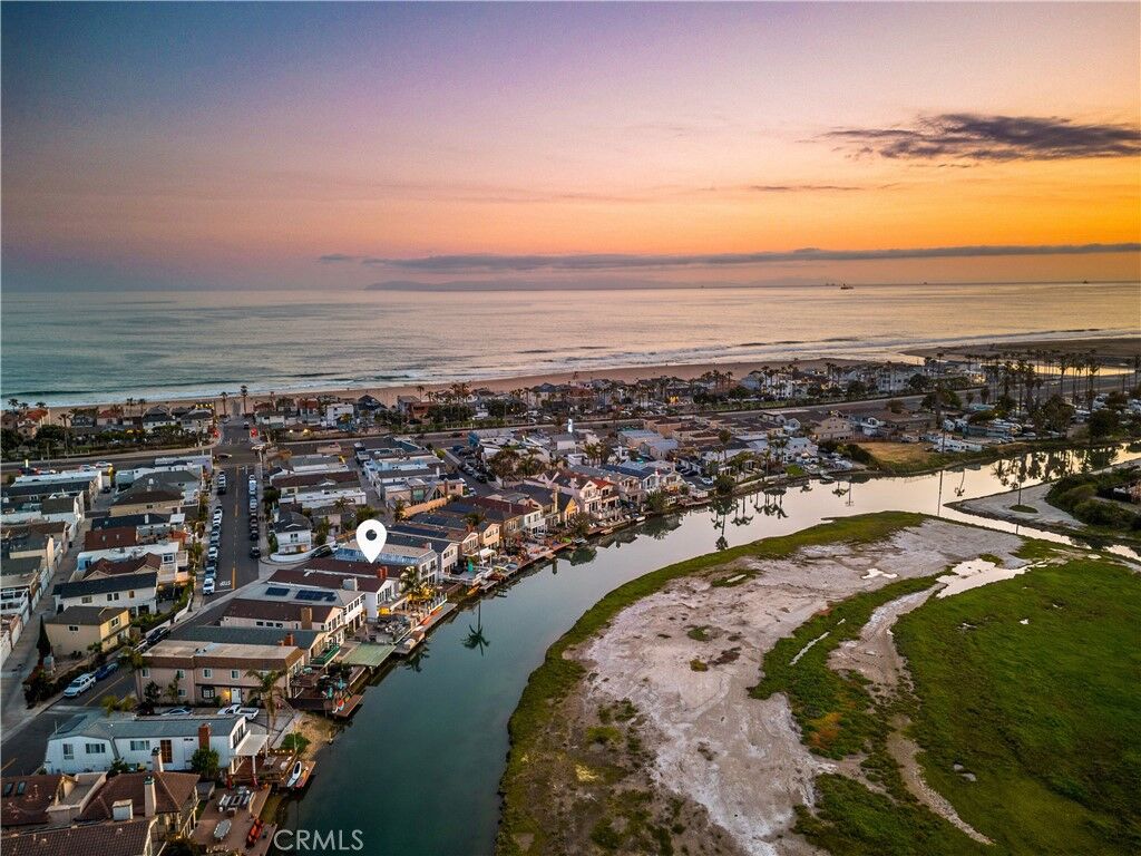 Property Photo: 231 Canal CA 92663