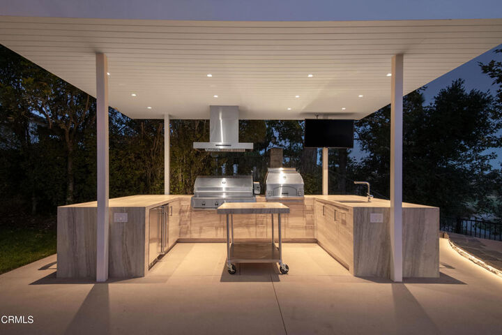 Property Photo:  7216 Littler Court  CA 93021