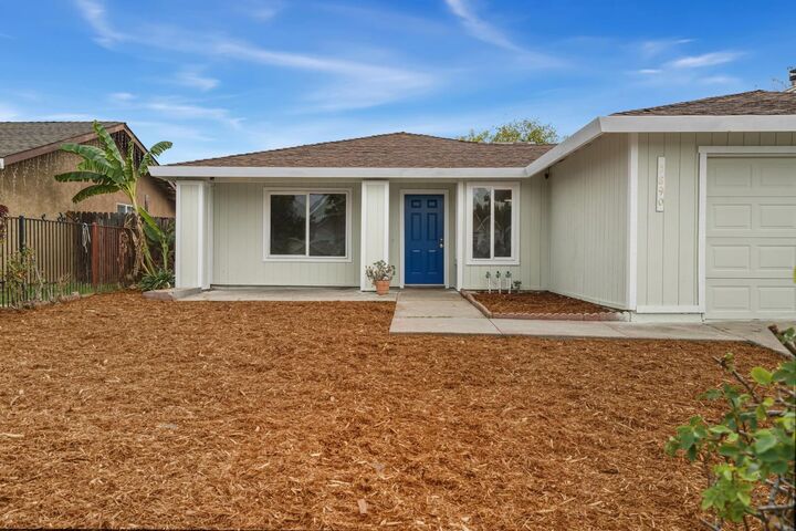 Property Photo:  5890 Tangerine Avenue  CA 95823