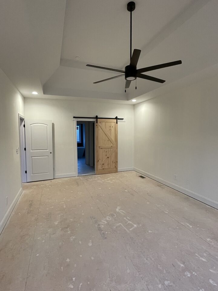 Property Photo: 1717 Oliver Park Blvd TN 37043