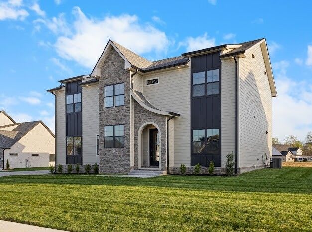 Property Photo:  339 Ellington Dr  TN 37043