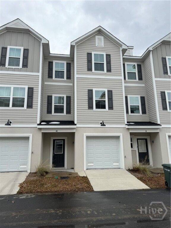 Property Photo:  40 Hidden Pointe Drive  GA 31419 