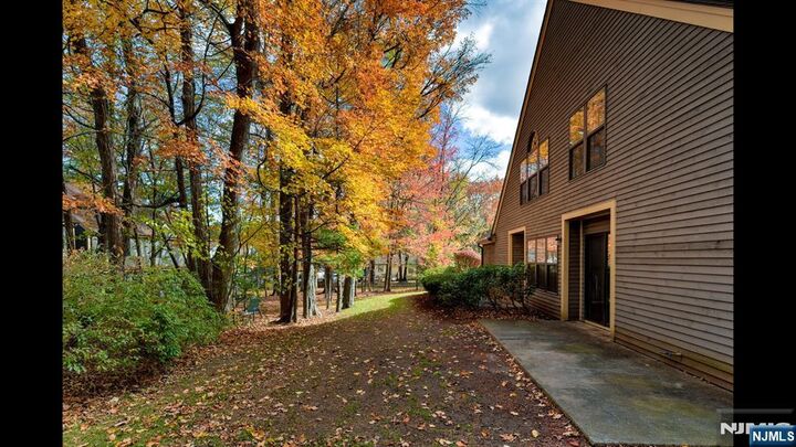 Property Photo:  21 Plymouth Alley F  NJ 07480