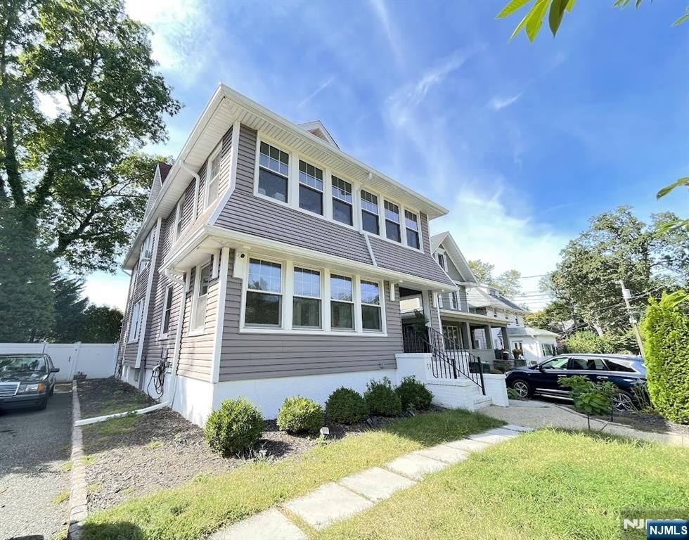 Property Photo:  11 Gouverneur Avenue  NJ 07070