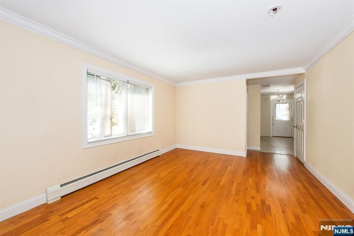 Property Photo:  500 Lewis Street A  NJ 07024