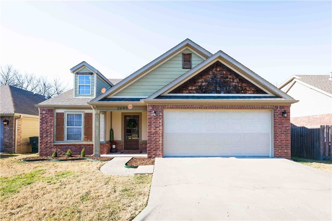 Property Photo: 2649 Valencia Avenue AR 72703