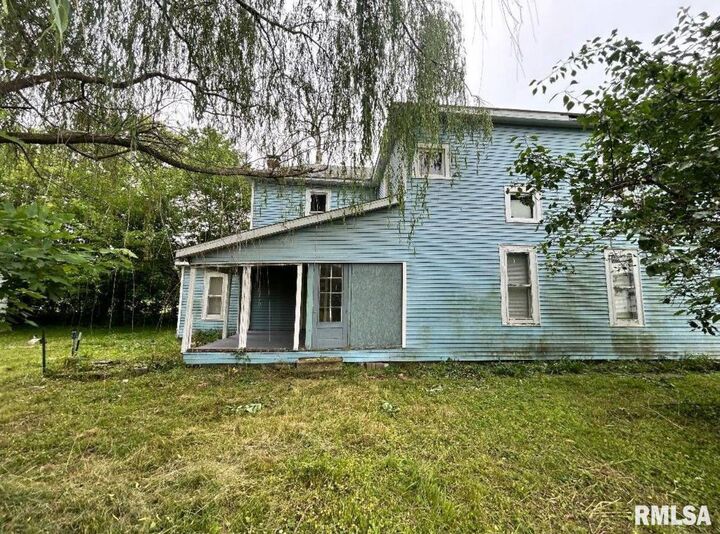 Property Photo: 115 West Street IL 62899