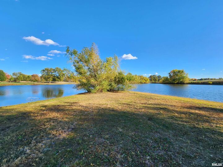 Property Photo:  156 Hanover Lane  IL 62966 