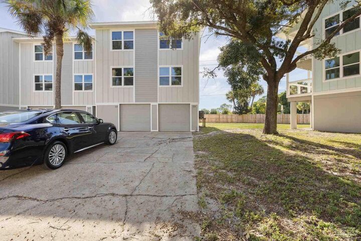 Property Photo:  200 Pensacola Beach Rd E4  FL 32561