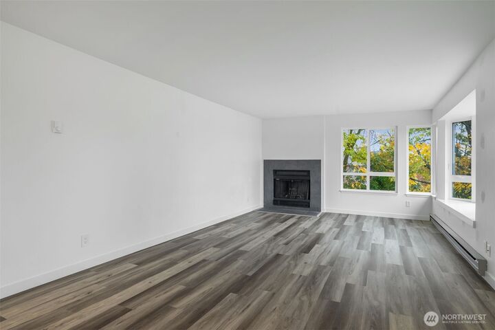 Property Photo:  2419 E Madison Street #2461  WA 98112