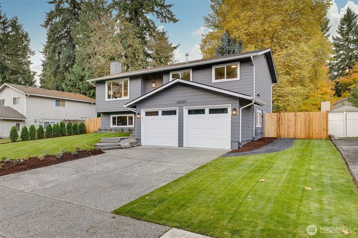 Property Photo:  16009 NE 106th Street  WA 98052