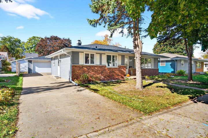 Property Photo:  1925 N Superior Street  WI 54911 