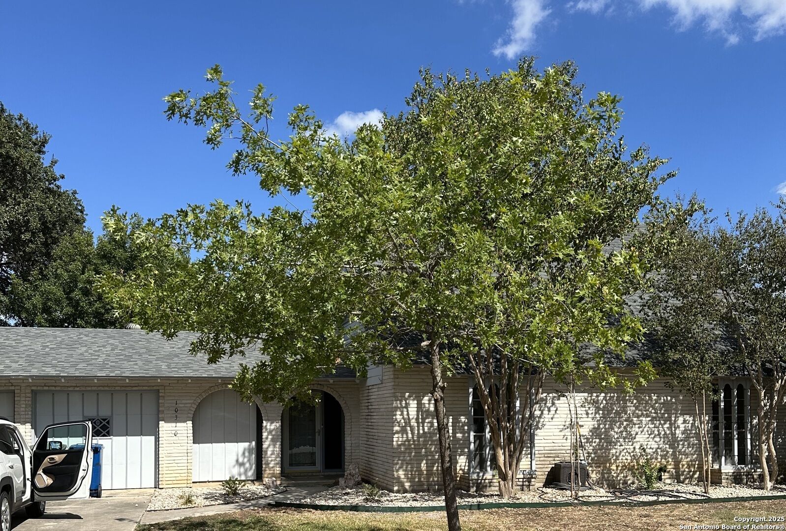 Property Photo: 10310 Fox Hollow TX 78217