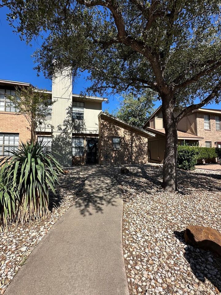 Property Photo:  1722 Utah Ave  TX 76904