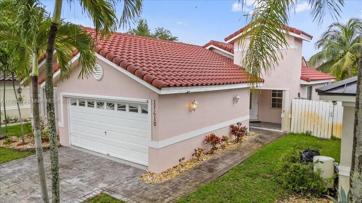 Property Photo:  17610 SW 4th Ct  FL 33029