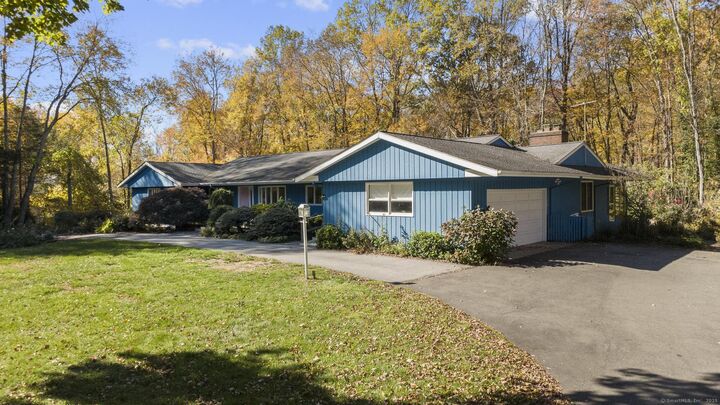 Property Photo:  51 Brookwood Drive  CT 06525