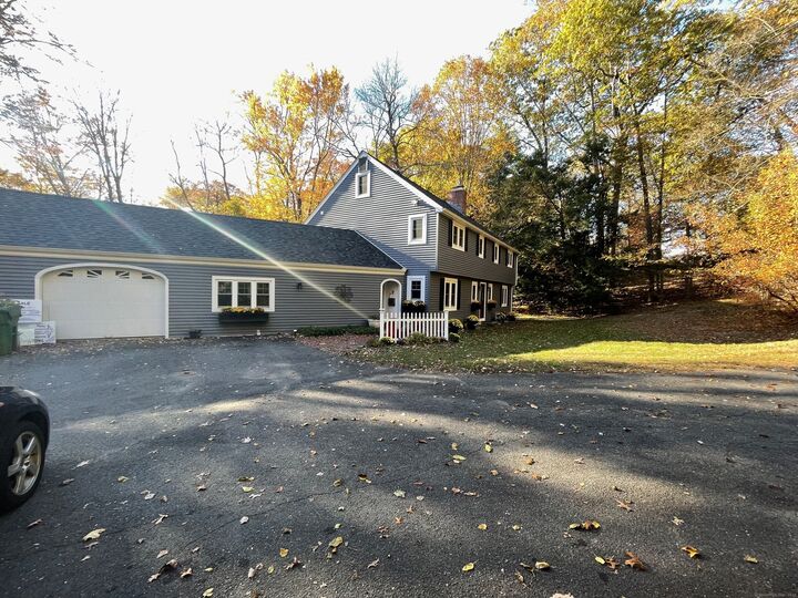Property Photo:  31 Parkwood Drive  CT 06095