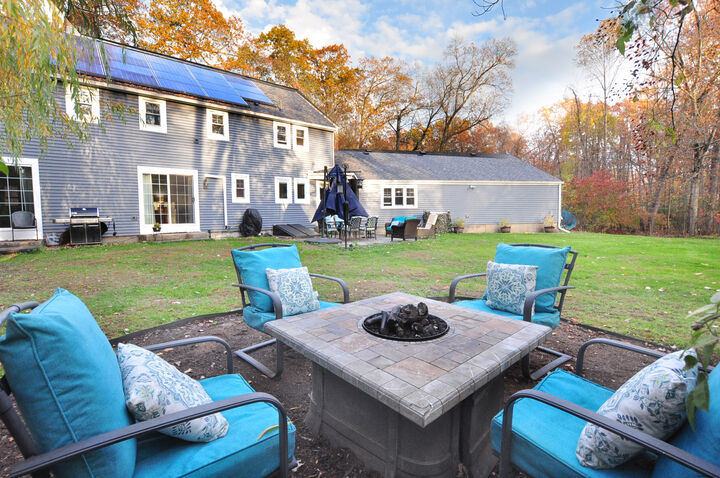 Property Photo:  31 Parkwood Drive  CT 06095 