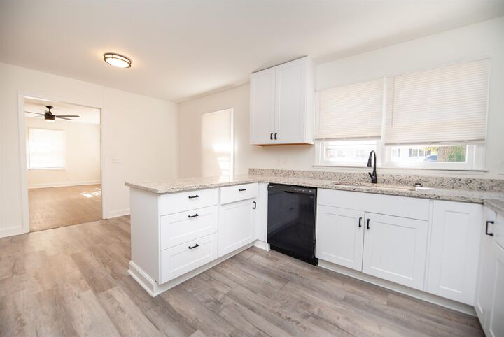Property Photo:  817 Magness Drive  SC 29303
