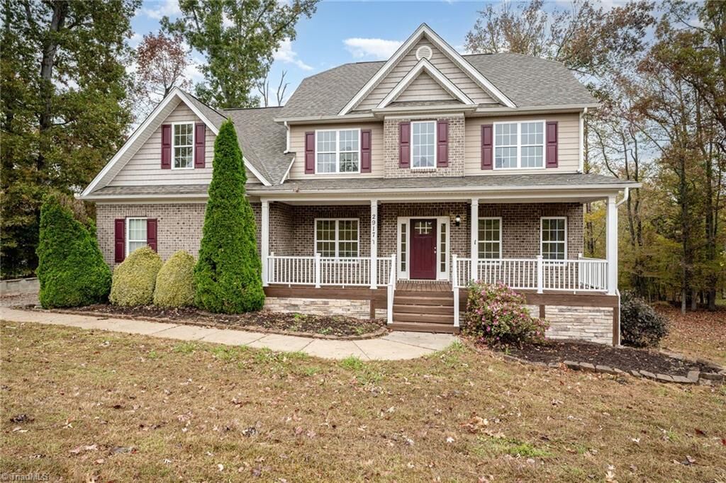 Property Photo:  2917 Walbrook Terrace  NC 27214 