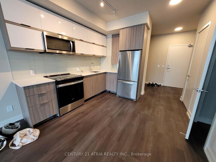 Property Photo:  10 Deerlick Court 407  ON M3A 0A7